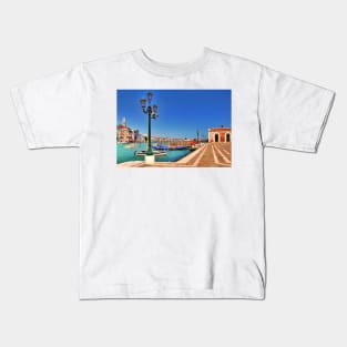 Venice. Promenade of Basilica of S.Maria della Salute. Kids T-Shirt